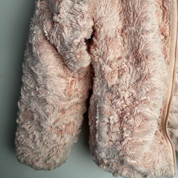 The North Face Girl Reversible Jacket Pink Fur reversible sherpa Jacket - Picture 3 of 10